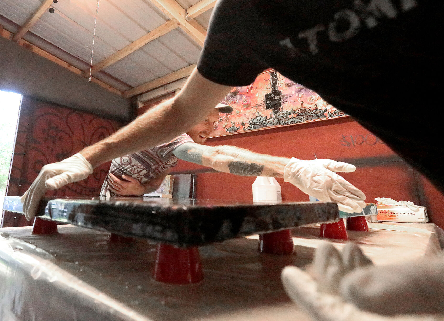 Atomic7 Studio artwork smoothing resin